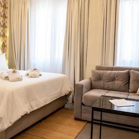 Chic Centre Apartment